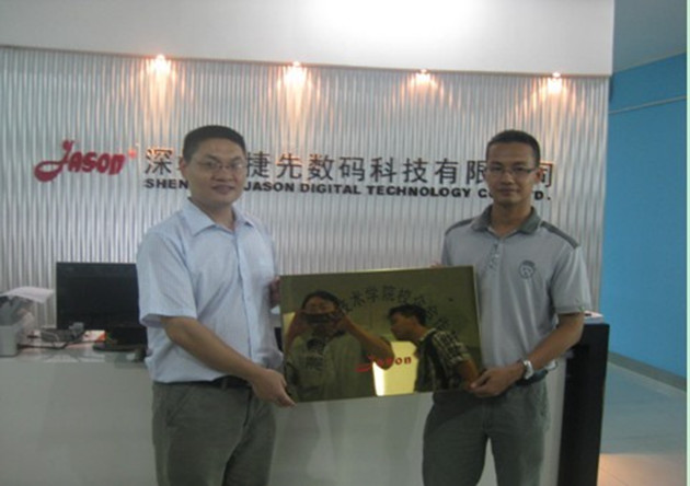 У�����������ʽ