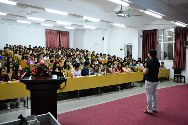 ����ʦ����