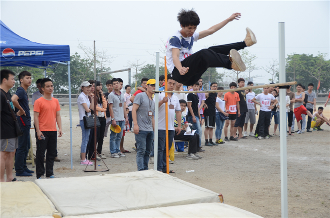 �������߱���