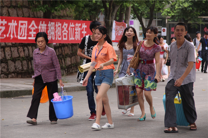 һ�˱�����ȫ����ͬ��