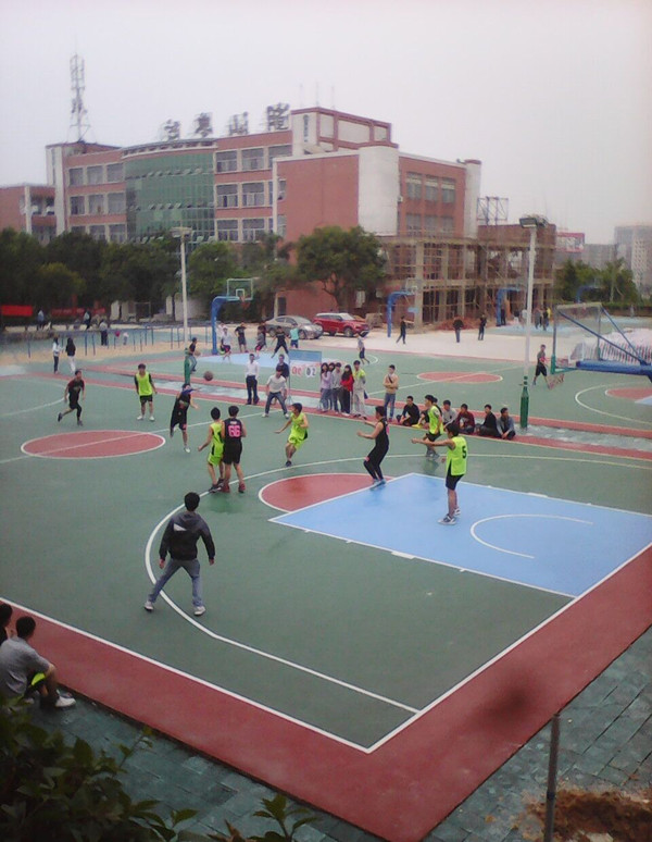 ���򣬴�Խ���ذ���