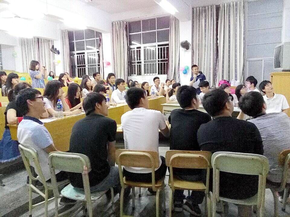 ������ϯ