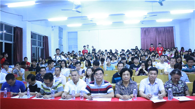 ��ί����