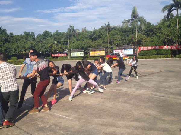 Ϊ�˰༶������ƴ��