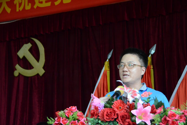 ���پ���ʦ����