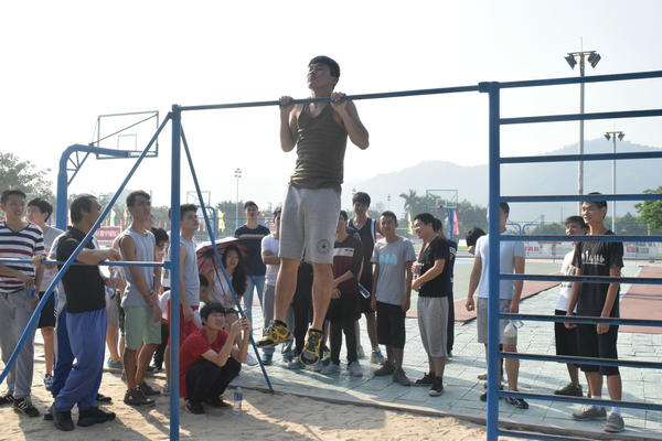 ��������