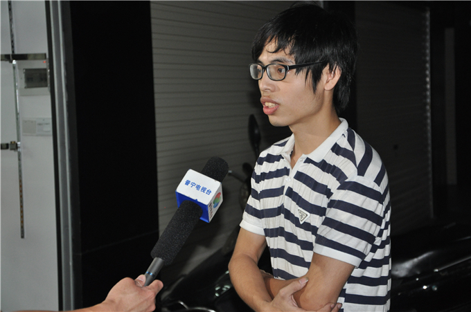 普宁电视台采访创业学生林培旭