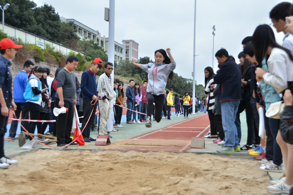 Ů��ְ����Զ1