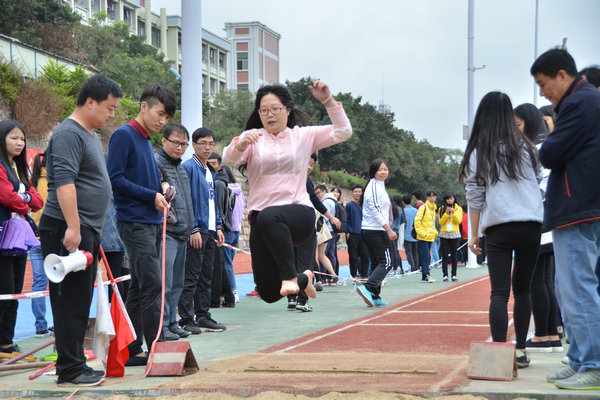 Ů��ְ����Զ2