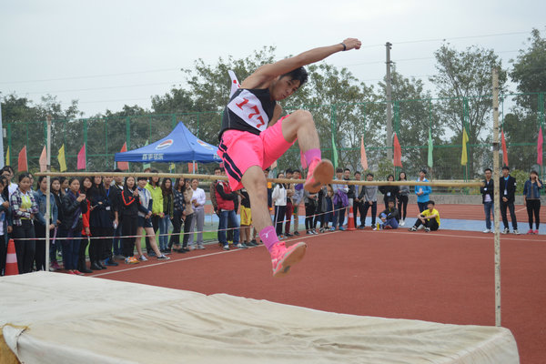 ѡ�ֱ�����(1)