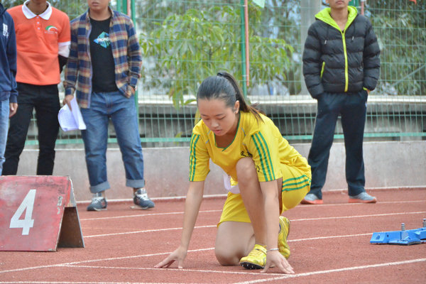 ѡ��Ԥ��Ů��