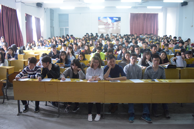 �ֳ�������ϯ