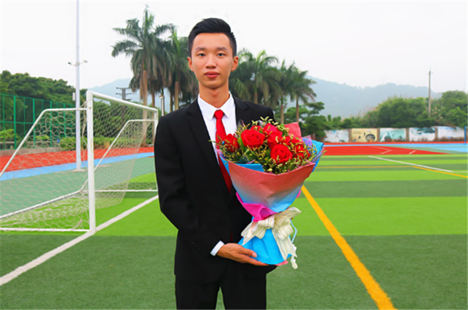 �ƽ�ϵѧ������ϯ