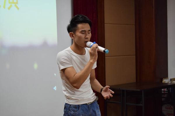 ��������