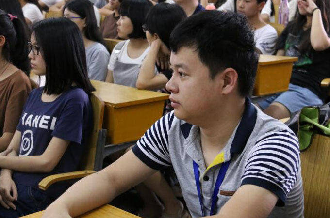 ��ҵѧԺ����֧�����˳�����