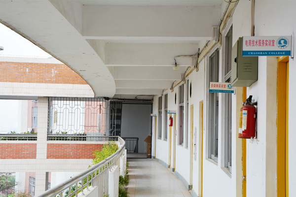 �������Ϣ����ϵ��ʵѵ��