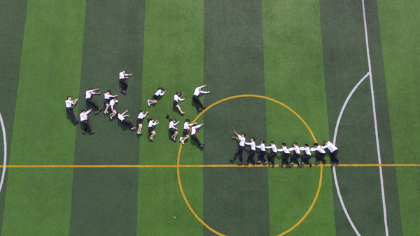 14多媒体班毕业照4