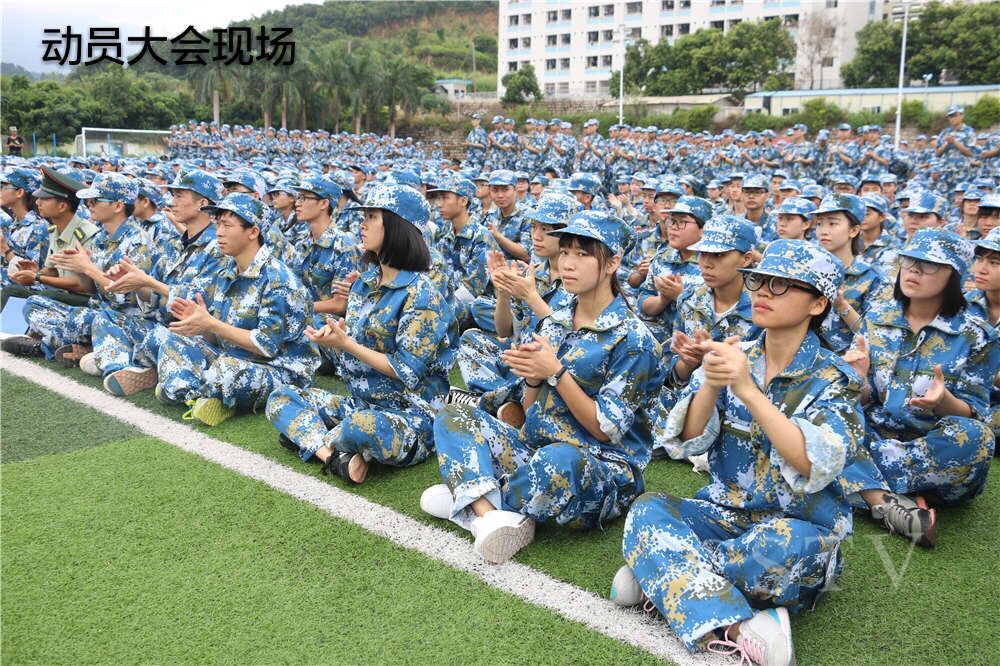 ������ѵ��Ա����ֳ�2