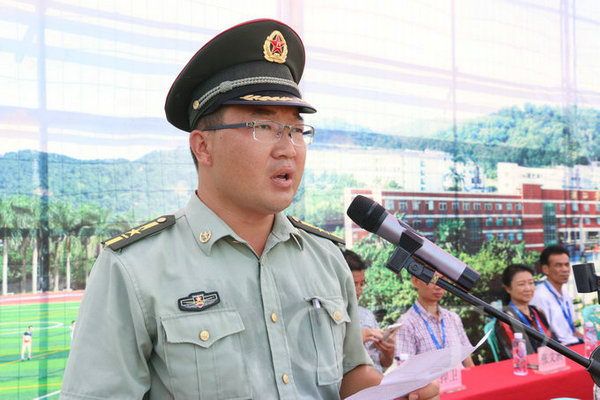 军校副校长金涛讲话