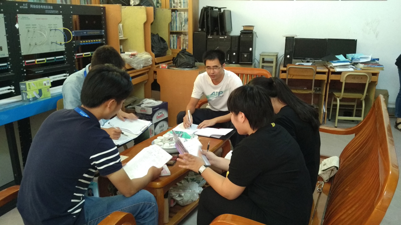 我系召开奖学金评选工作会议