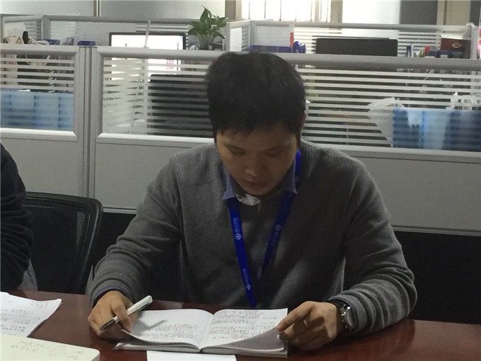 ��ҵѧԺ�������鳤���ֶ�