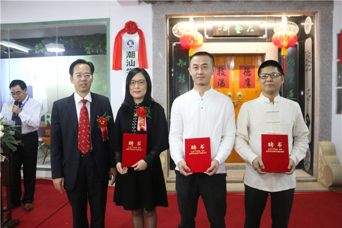 �䷢��������Ƹ��