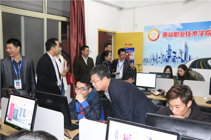 �ι۴�ҵѧԺ�ϰ幤����