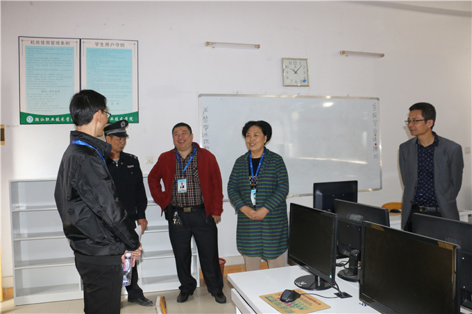 ���С����������Ĳ���ʵѵ�ҽ��а�ȫ���