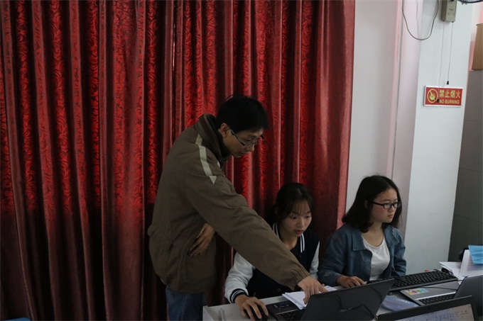 ��������ʦ����ָ��ʵ������