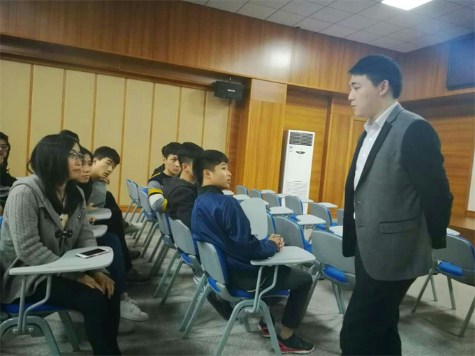   ͼ�� ���ɿ�ʦ�����Ľ��