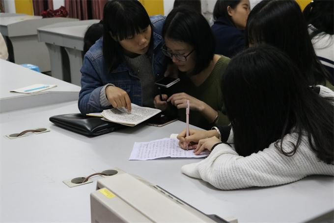 ʦ����ϸ�Ľ����������