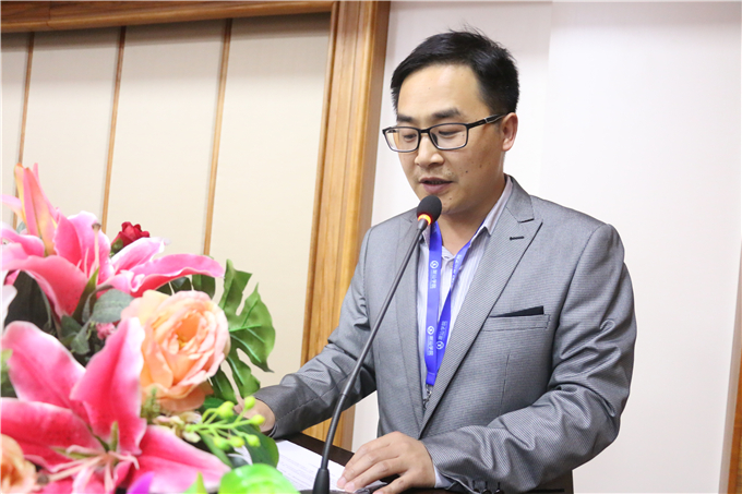 ѧ������������ί�������������