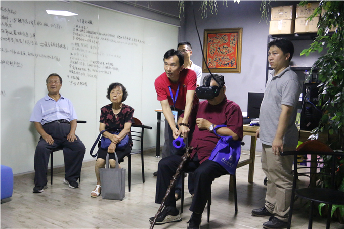 �ι�VR��ģ����