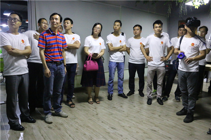 �ι�VR��ģ����