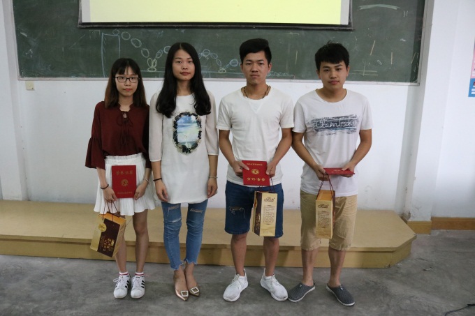 �佱�����ֳ�������