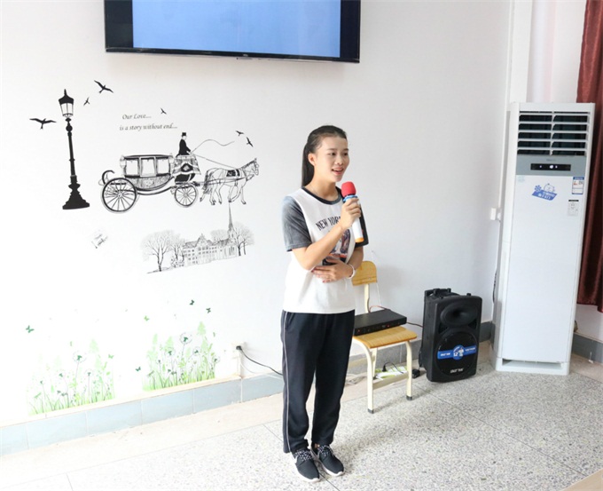 ���ŵ��ݽ�ѡ�֣�һ��