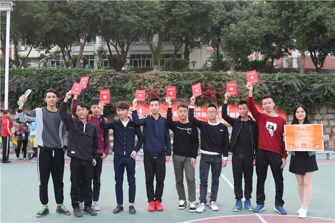 分享胜利的喜悦