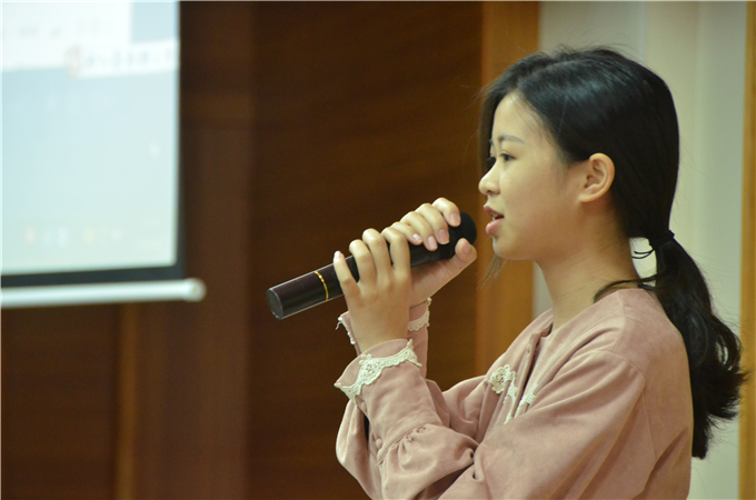 Ů������