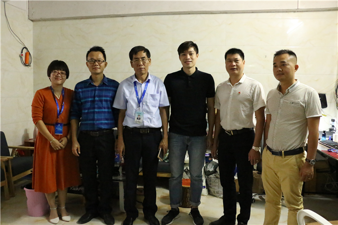 ѧԺ�쵼����ʦ�߷ù���ѯ��У�ⴴҵѧ�ӵ����������