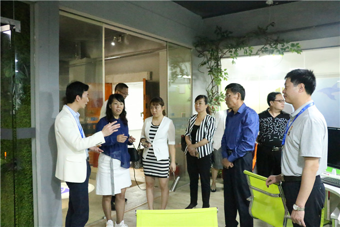 �ι�VR��ģ����