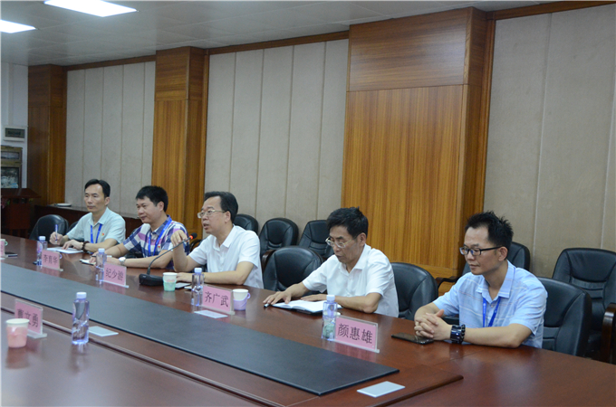 ������Ժ����У�쵼����Ӵ�