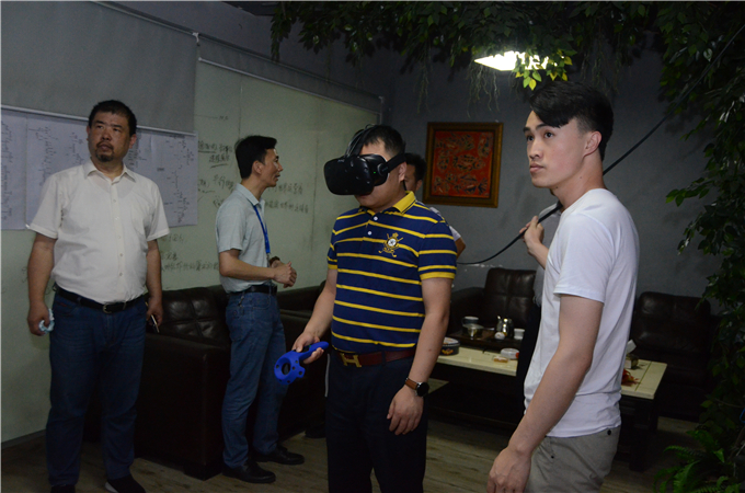 �ι�VR��ģ����