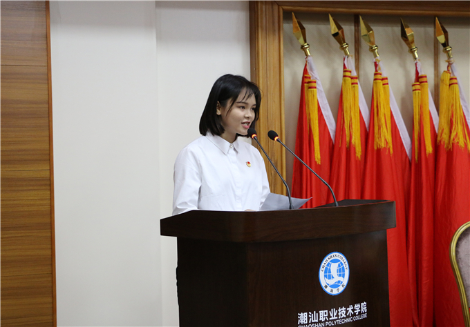 �뵳�������Ӵ���2018�������ͬѧ����