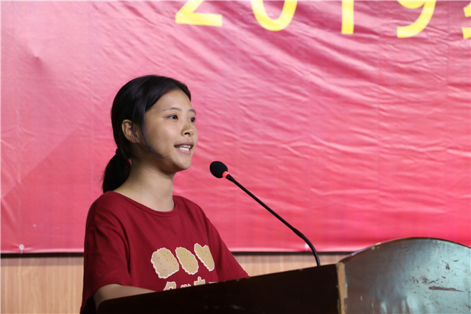 2019级新生代表包浩文同学发言