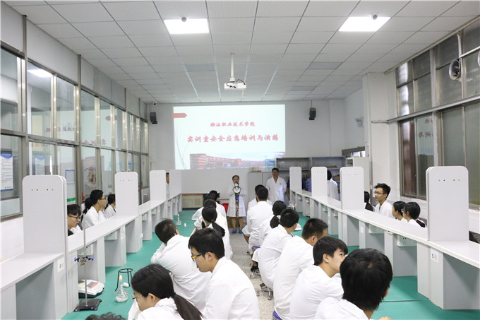 ʵ�����ֳ�