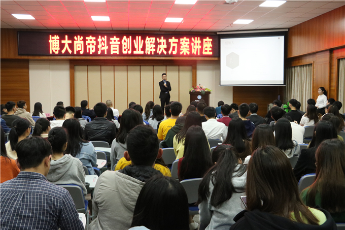 �����ֳ�