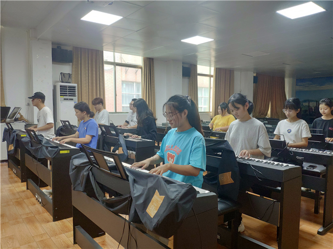 �����ʵѵ��